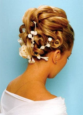 Stylish Bridal Hairstyle