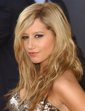 Nice Ashley Tisdale Hairstyle