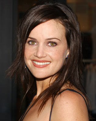 Lovely Carla Gugino Hairstyle