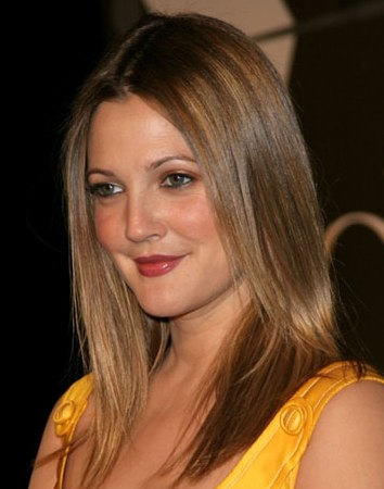 Drew Barrymore Straight Haircut