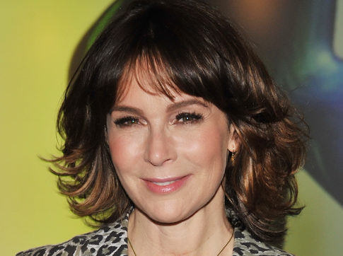 Jennifer Grey Hairstyle