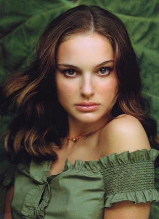 Natalie Portman Wavy Birthday Hairstyle