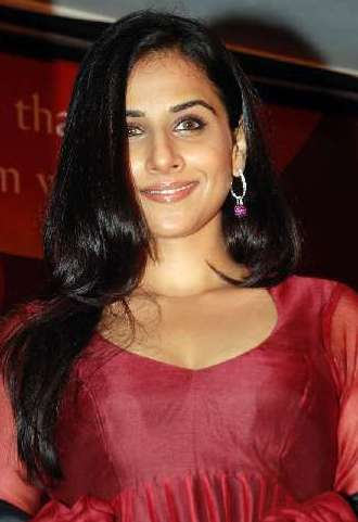 Ideal Vidya Balan Hairstyle