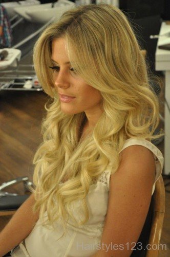 Loose Layered Hairstyle