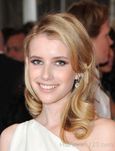 Emma Roberts Medium Curls