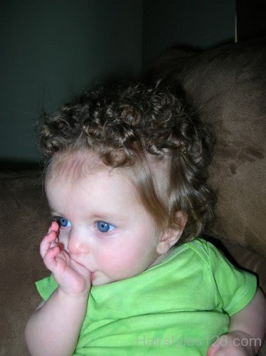 Baby Girl With Curly Hair-bg45