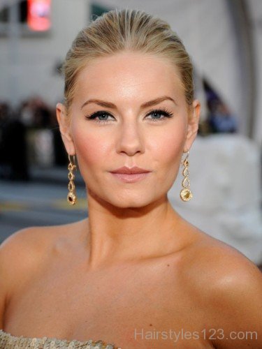 Elisha Cuthbert Blonde Highlights-el09be9