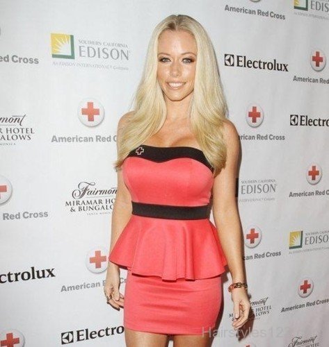 Kendra Wilkinson Layered Hairstyle-0ke25wi25